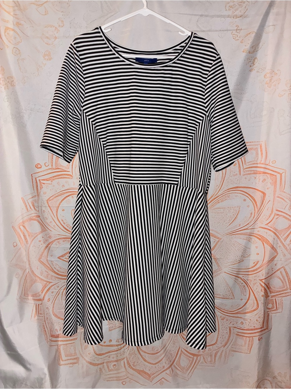 Apt. 9 Black & White Striped Short-Sleeve Fit-and-Flare Mini Dress